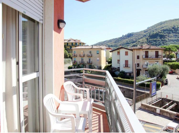 Rta Doria Aparthotel Garda  Exterior photo